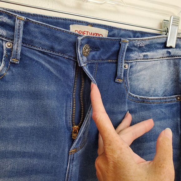 Driftwood Colette Straight leg denim capris - Picture 6 of 11